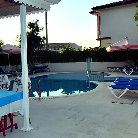 Platana Apart Apartmanhotel *
